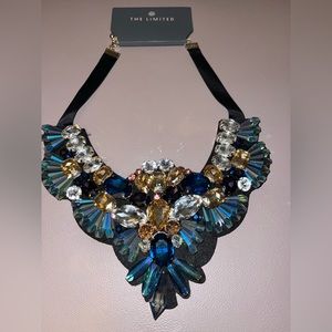 Flower necklace